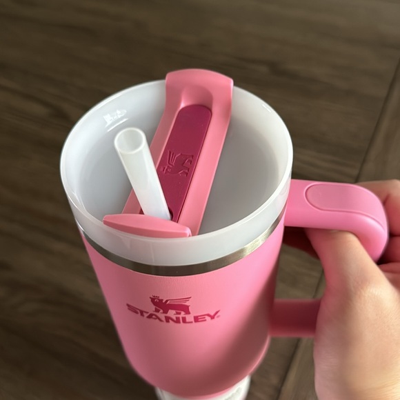 Stanley 40oz. Quencher H2.0 FlowState Tumbler - Picture 4 of 7